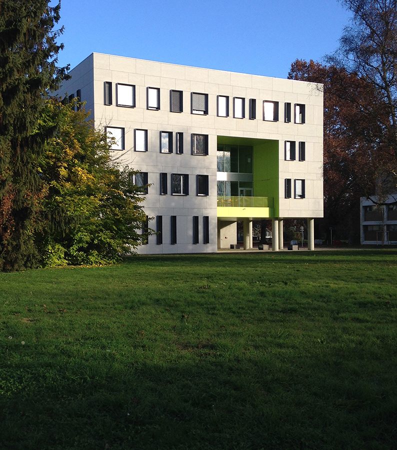 Façade Maison de la Planète